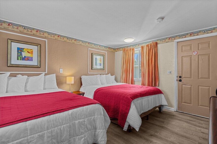 More Photos Of 82 Beach Rd, Salisbury Hospitality For Sale