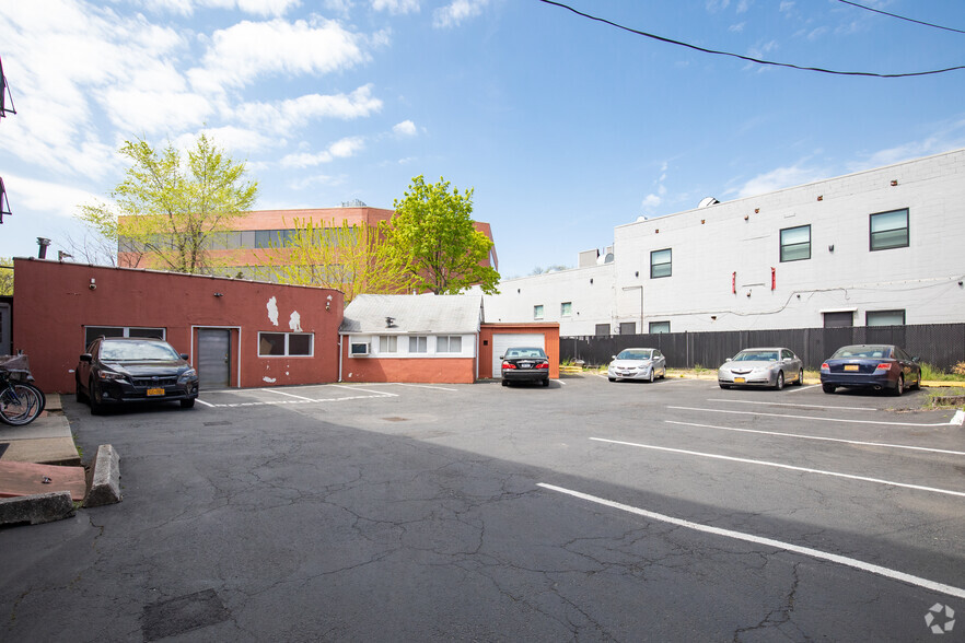 More Photos Of 103-107 S Tyson Ave, Floral Park Apartments For Sale