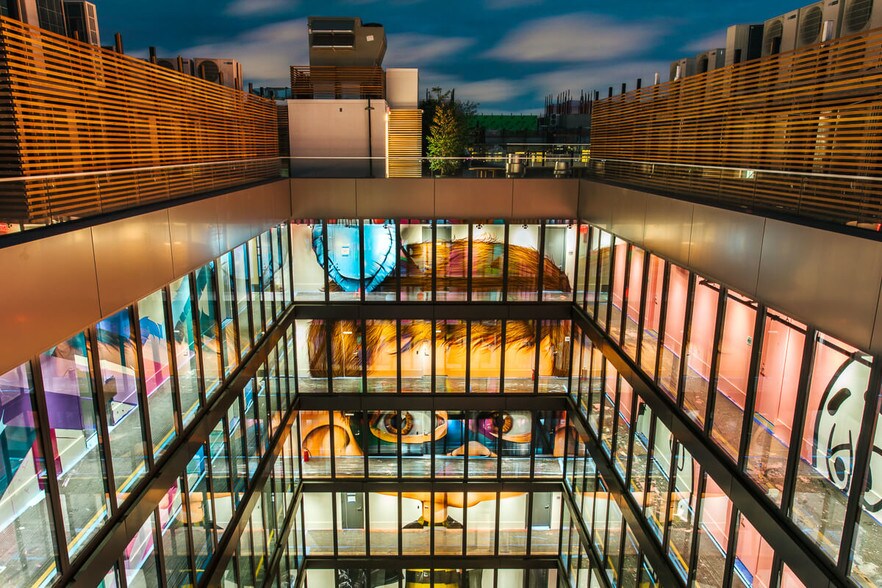 More Photos Of 123 Melrose St, Brooklyn Apartments For Lease