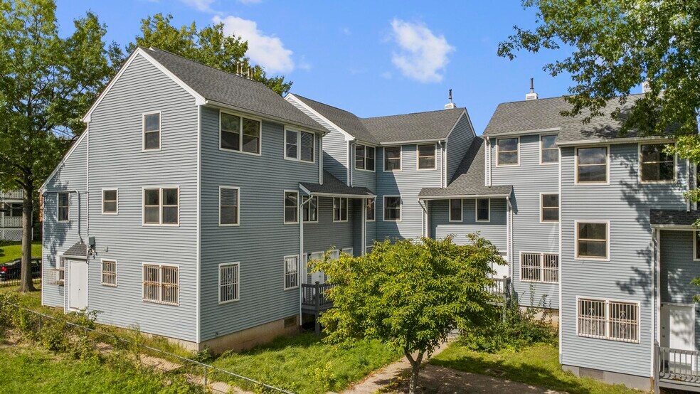 More Photos Of 270-276 Bellevue St, Hartford Apartments For Sale