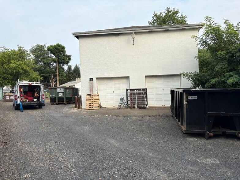 Primary Photo Of 210 Ruth Ave, Horsham Township Industrial For Sale