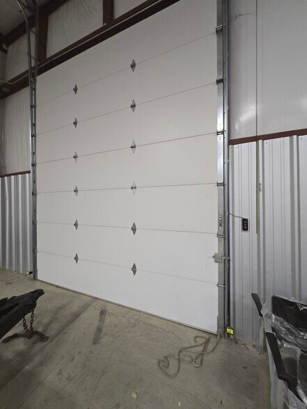 More Photos Of 4125 Crystal Hill Rd, North Little Rock Warehouse For Lease