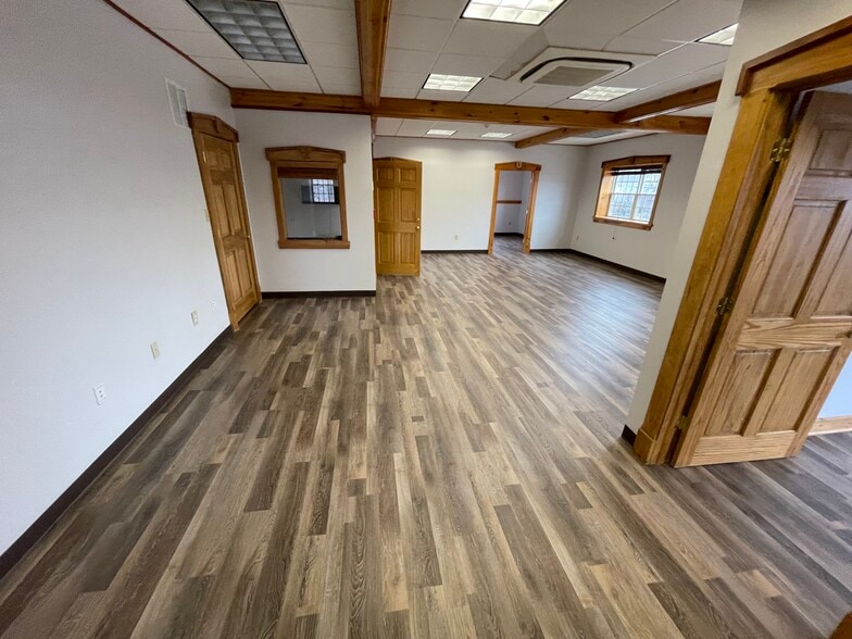 More Photos Of 132 Main St, Southington Bank For Lease