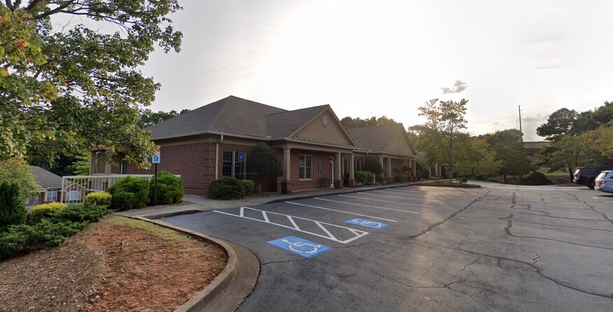 More Photos Of 5041 Dallas Hwy, Powder Springs Medical For Lease
