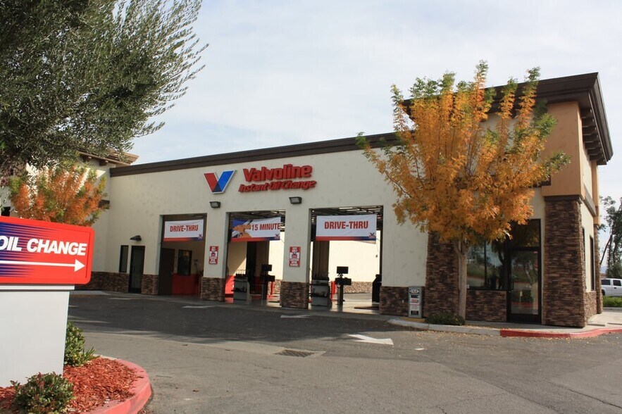 More Photos Of 32120 Clinton Keith Rd, Wildomar Auto Repair For Lease