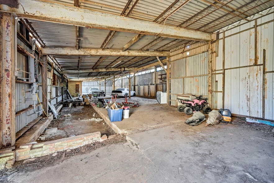 More Photos Of 1177 Richtex Rd, Winnsboro Showroom For Sale