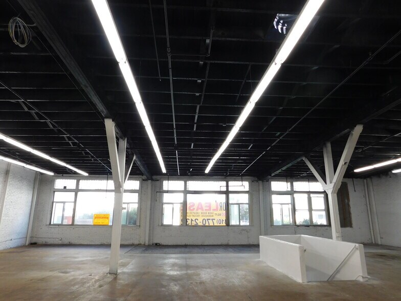 More Photos Of 406-414 W Pico Blvd, Los Angeles Storefront For Lease