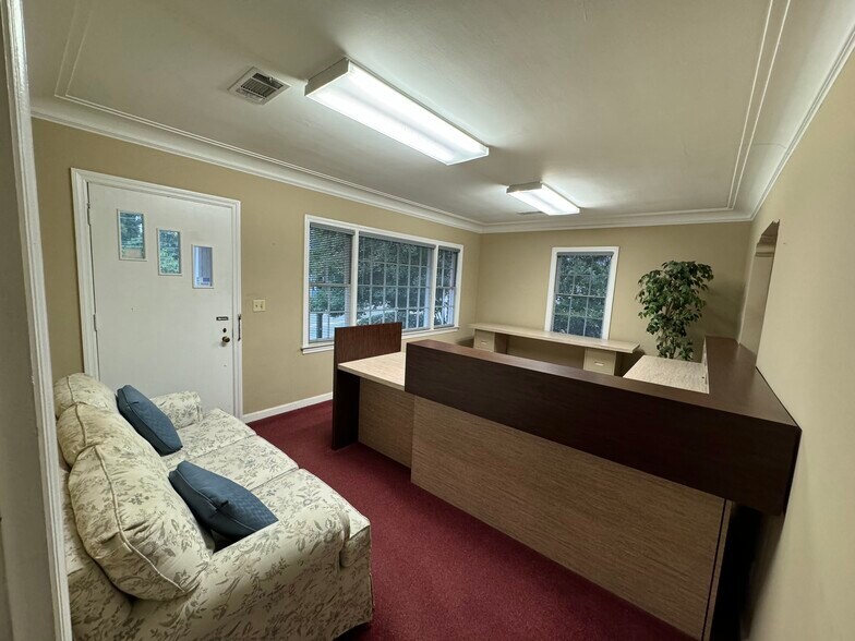 More Photos Of 5213 Armour Rd, Columbus Office Residential For Sale