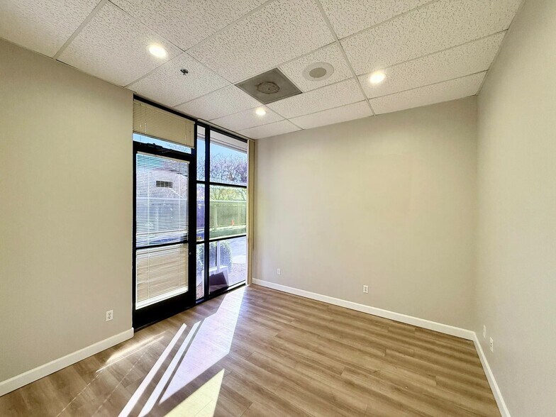 More Photos Of 5505 W Chandler Blvd, Chandler Medical For Lease