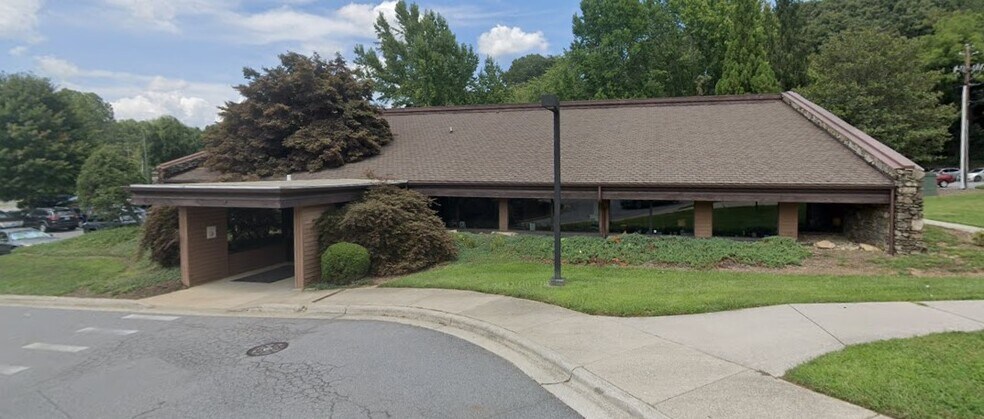 More Photos Of 14 Mcdowell St, Asheville Medical For Sale