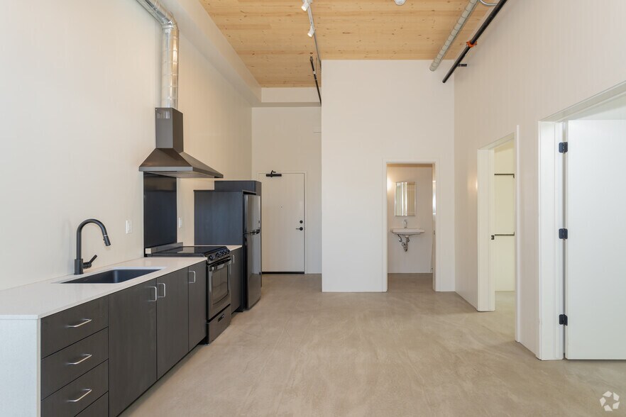 More Photos Of 820 S St, Sacramento Apartments For Sale