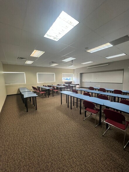 More Photos Of 555-561 E 1860 S, Provo Office For Sale