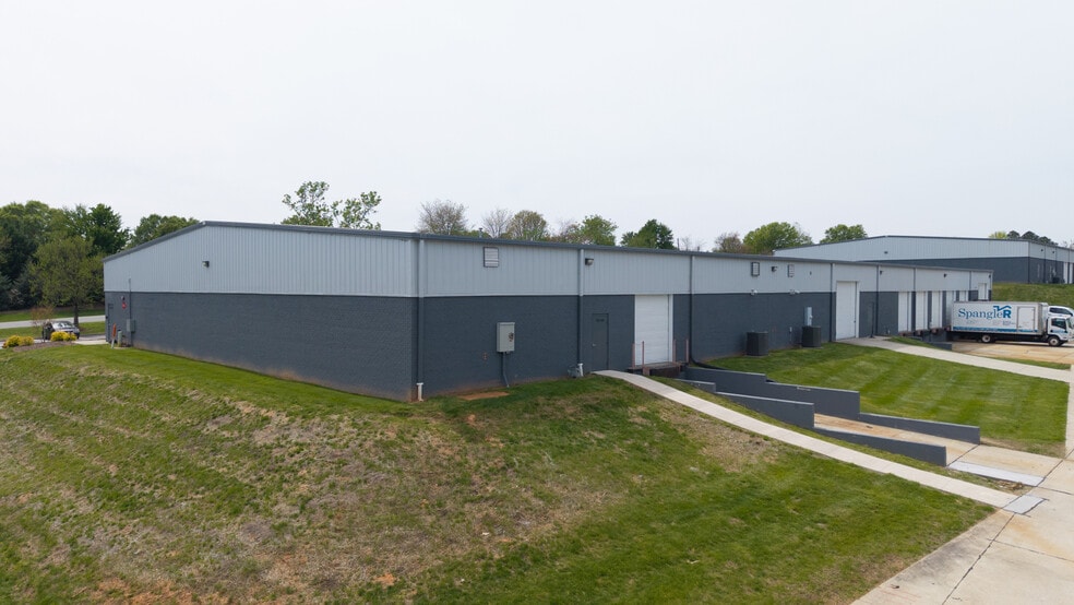 More Photos Of 1231 Shields Rd, Kernersville Warehouse For Lease