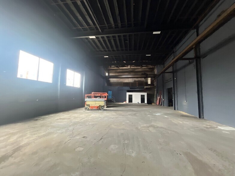 More Photos Of 2848 Chatham St, Philadelphia Warehouse For Lease