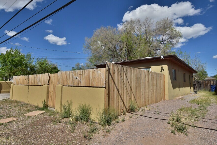 More Photos Of 1607 5th St, Santa Fe Apartments For Sale