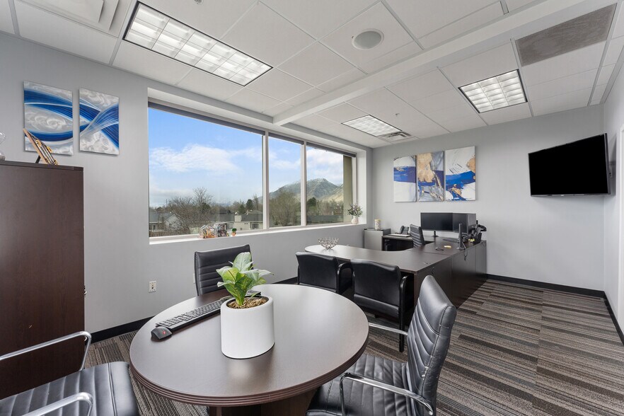 More Photos Of 480-518 W 800 N, Orem Medical For Lease