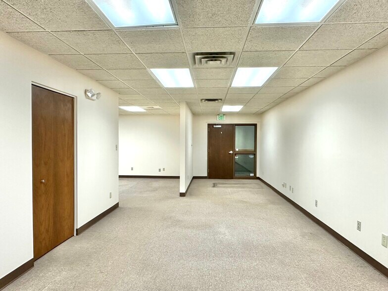 More Photos Of 55 E 86th Ave, Merrillville Office For Sale
