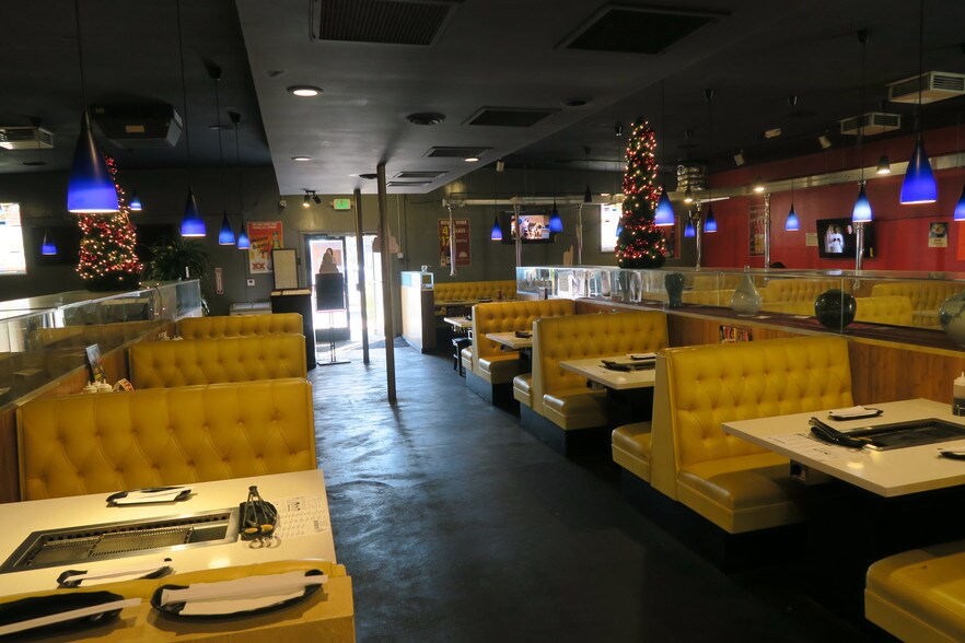 More Photos Of 1534 W Camelback Rd, Phoenix Restaurant For Sale