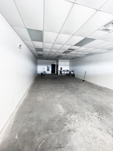 More Photos Of 535-541 Delsea Dr, Malaga Storefront For Lease