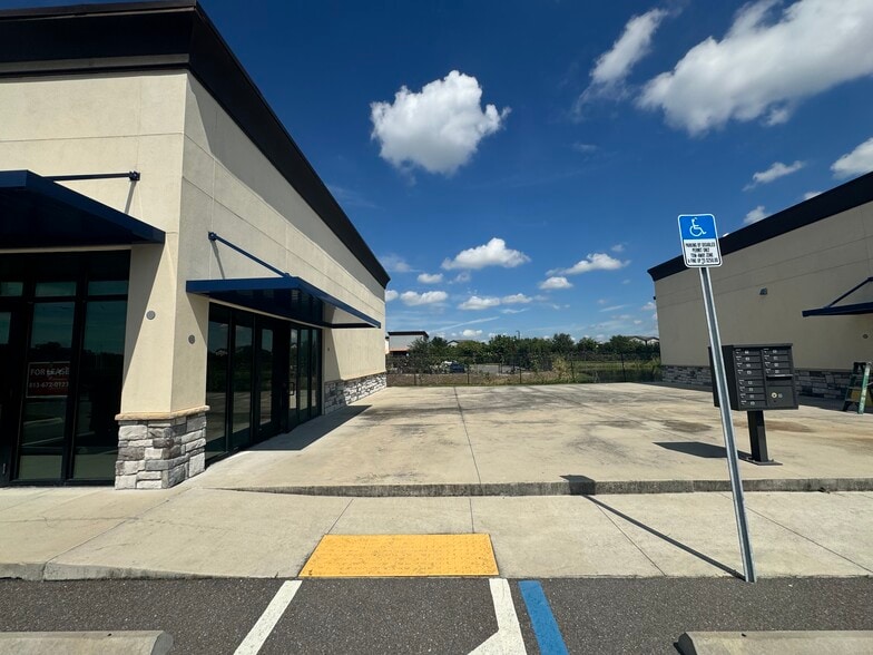 More Photos Of 9070 Progress Blvd, Riverview General Retail For Lease