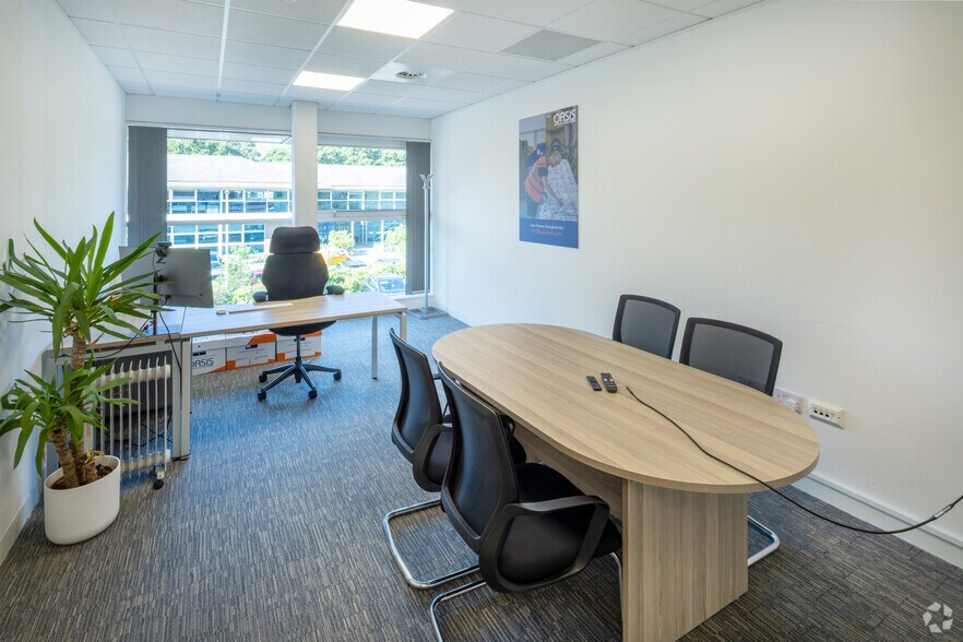 More Photos Of 1310 Solihull Pky, Birmingham Coworking Space