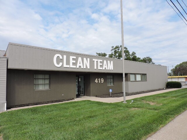Primary Photo Of 419 N Westwood Ave, Toledo Light Distribution For Sale