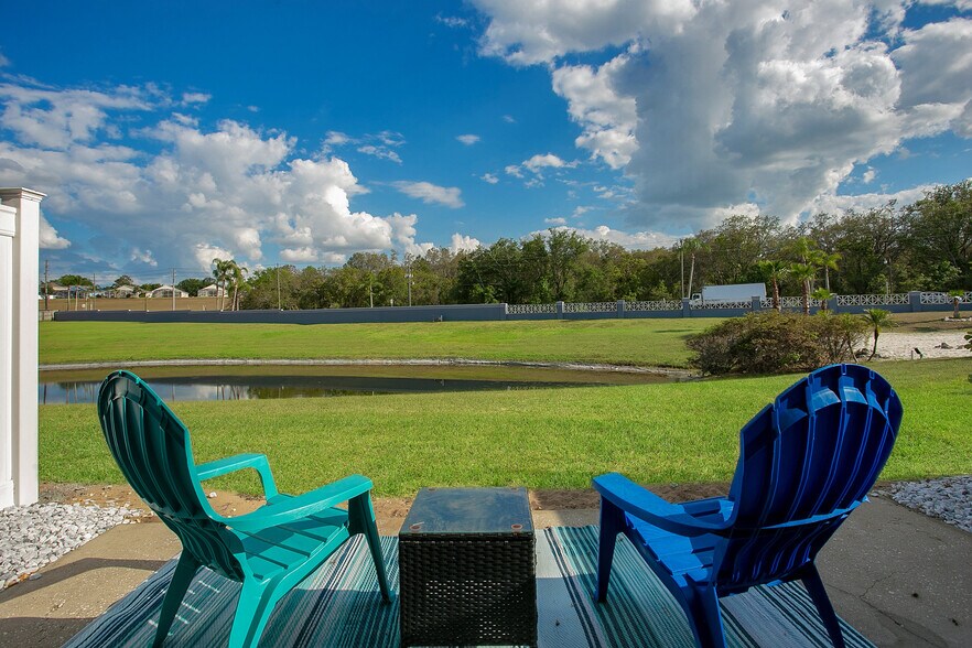 More Photos Of 141 Coco Plum Dr, Davenport Apartments For Sale