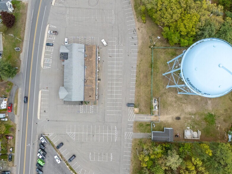 More Photos Of 28 Collins St, Seabrook Flex For Sale