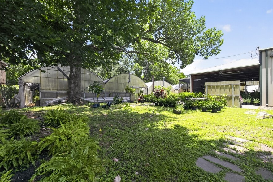 More Photos Of 2920 Dairy Ashford Rd, Houston Showroom For Sale