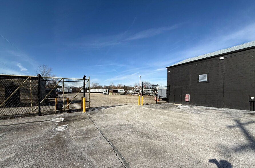 More Photos Of 5725 Avery Rd, Dublin Warehouse For Lease