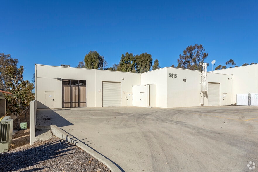 More Photos Of 9915 Businesspark Ave, San Diego Office For Lease