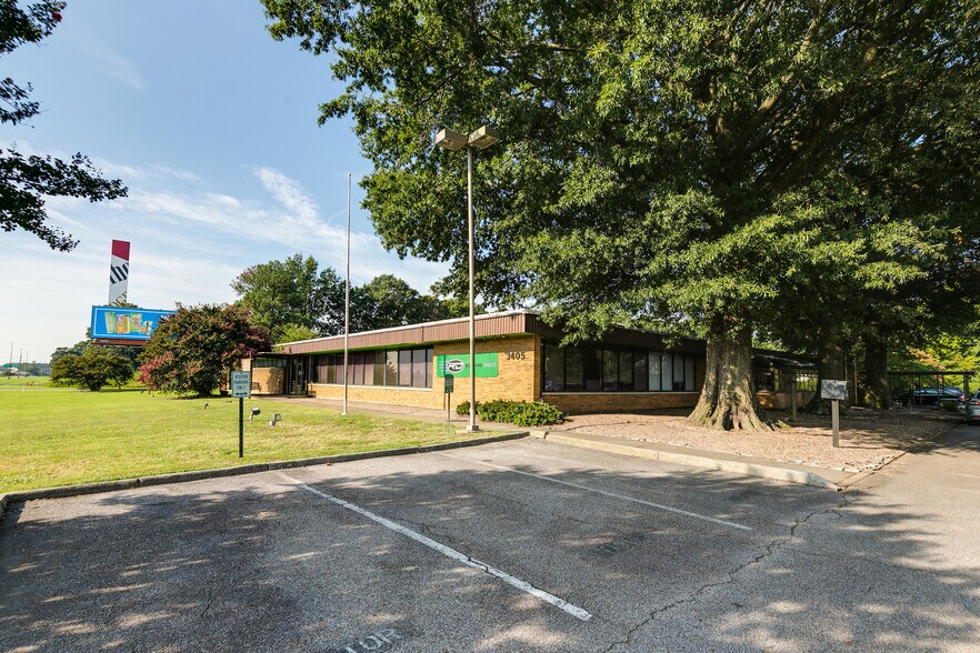 More Photos Of 3405 Commerce Rd, Richmond Warehouse For Sale