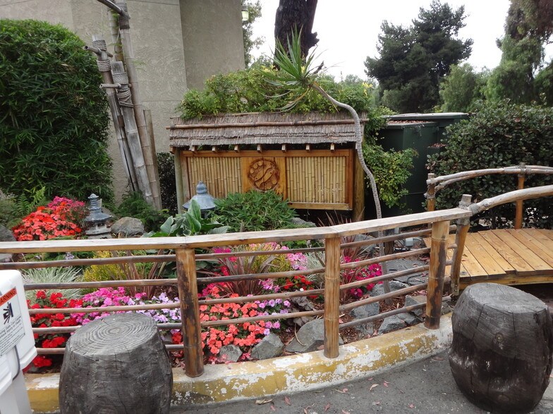 More Photos Of 3050 Pio Pico Dr, Carlsbad Restaurant For Sale