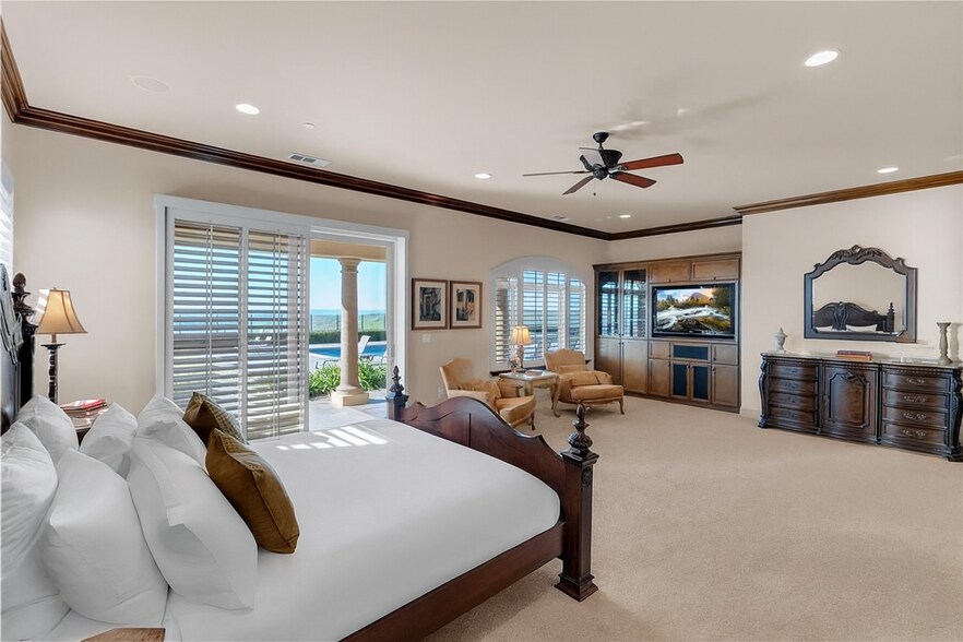 More Photos Of 1990 46, Shandon Land For Sale