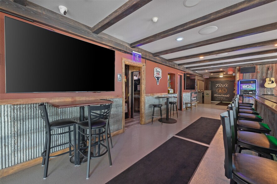 More Photos Of 4919 State Road 144, Hartford Restaurant For Sale
