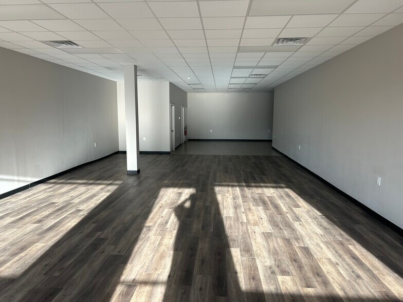 More Photos Of 368 N Broadnax St, Dadeville Storefront Retail Office For Lease