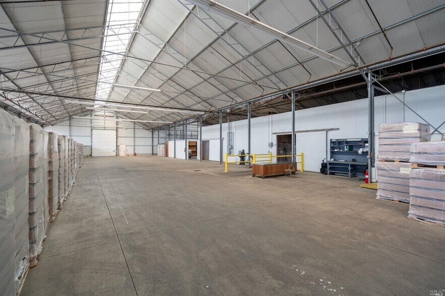 More Photos Of 6760 Pleasants Valley Rd, Vacaville Warehouse For Sale