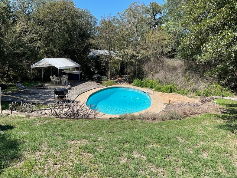 More Photos Of 9385 Interstate 35 Frontage Rd, New Braunfels Land For Sale