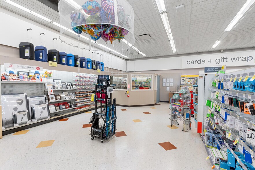 More Photos Of 730 S Lewis St, Metter Drugstore For Sale