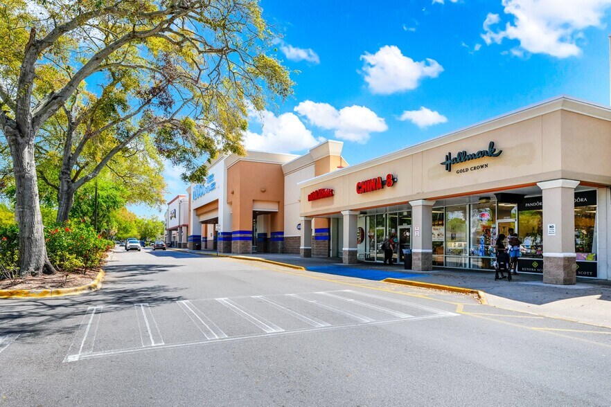 More Photos Of 16800-16950 Us Highway 441, Mount Dora General Retail For Sale