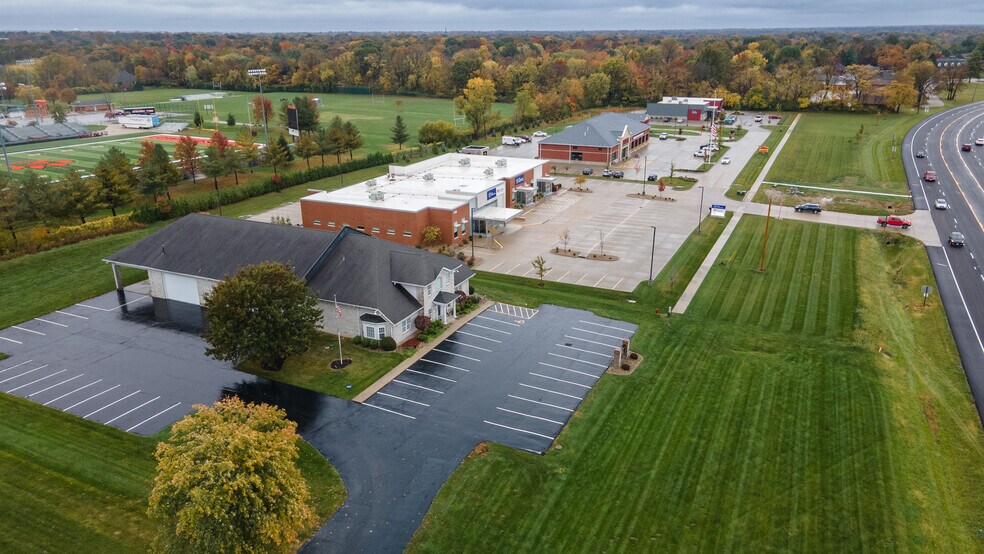 More Photos Of 1186 S State Route 157, Edwardsville Loft Creative Space For Sale