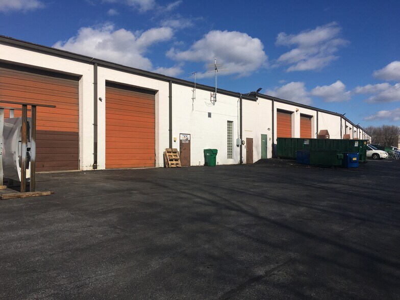 More Photos Of 12063 Tech Rd, Silver Spring Light Manufacturing For Sale