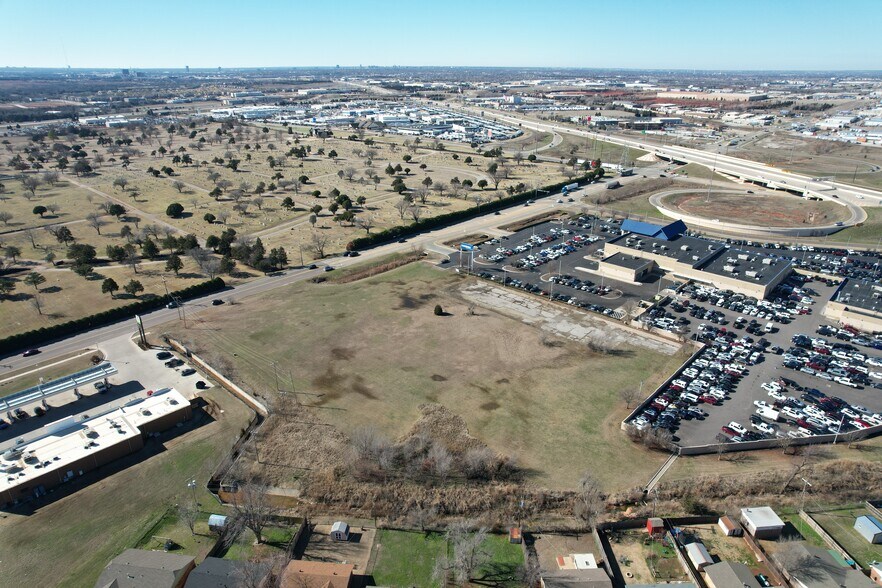 More Photos Of 1121 E Memorial Rd, Oklahoma City Land For Sale