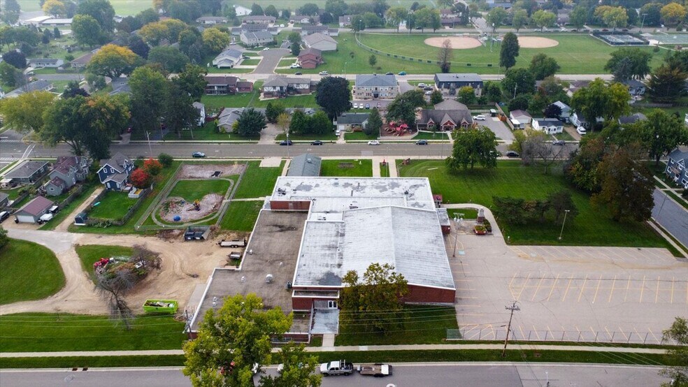 More Photos Of 520 E Holum St, Deforest Schools For Sale