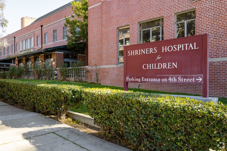 More Photos Of 3160 Geneva St, Los Angeles Hospital For Lease