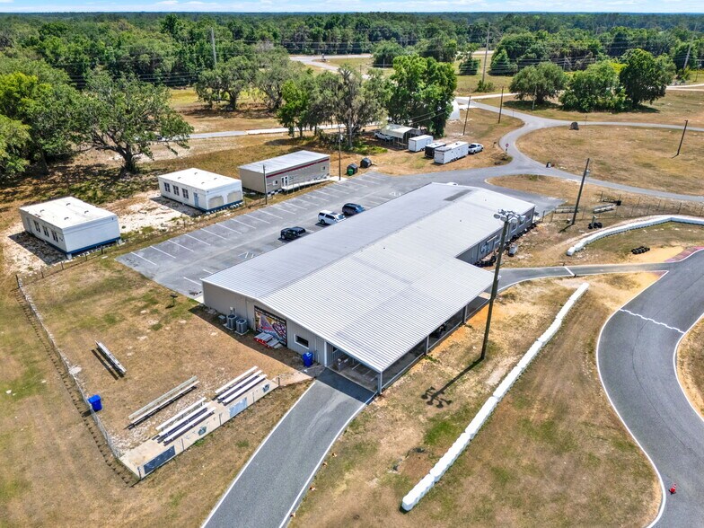 More Photos Of 5821 Pit Rd, Bushnell Flex For Sale