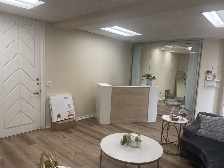 More Photos Of 1101 Dove St, Newport Beach Office For Lease