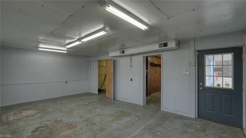 More Photos Of 11445 E Pike Rd, Cambridge Light Manufacturing For Lease