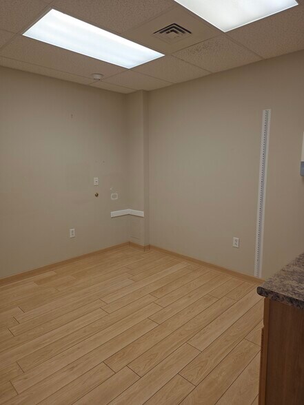 More Photos Of 380 Merrimack St, Methuen Medical For Sale