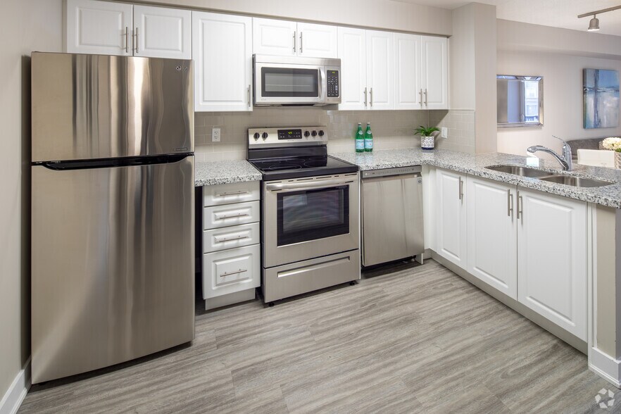 More Photos Of 167 Church St, Toronto Apartments For Lease